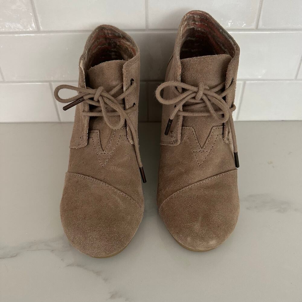 TOMS Desert Wedge Bootie Size 7